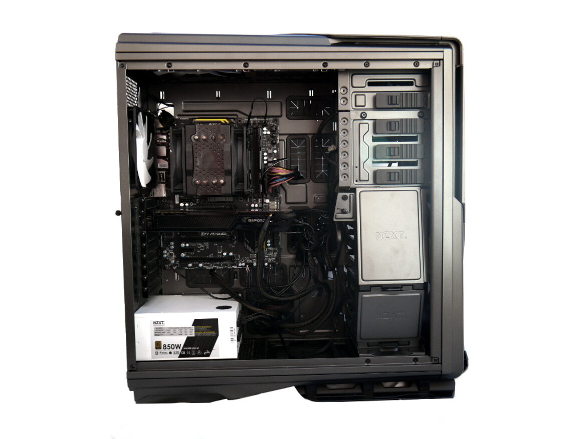 NZXT Phantom 820 Full Tower Case Review