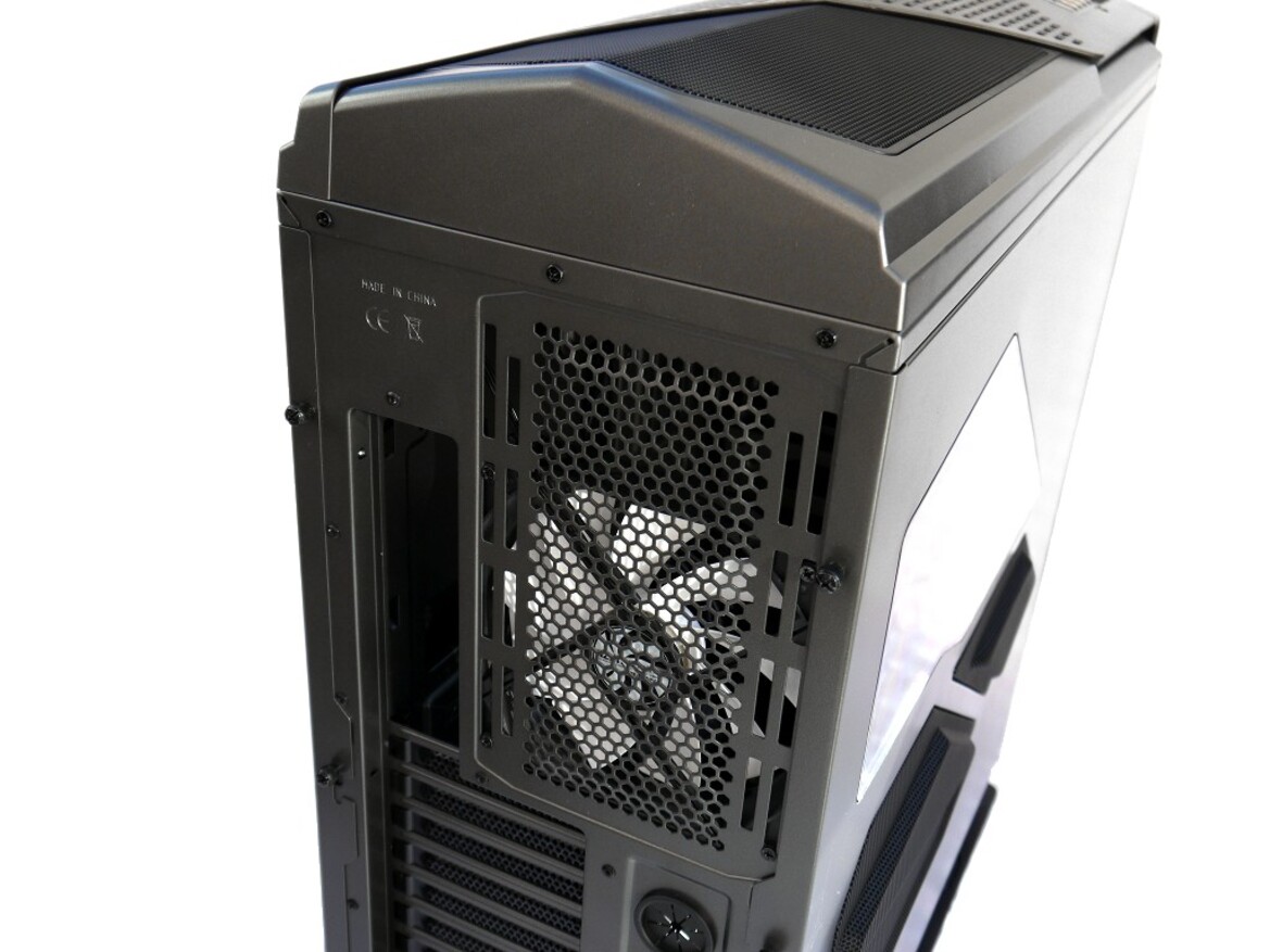 NZXT Phantom 820 Full Tower Case Review