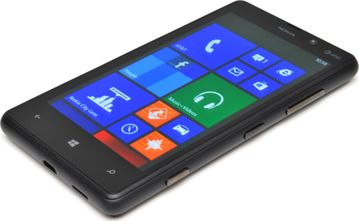 Nokia Lumia 810 and Lumia 820 Review