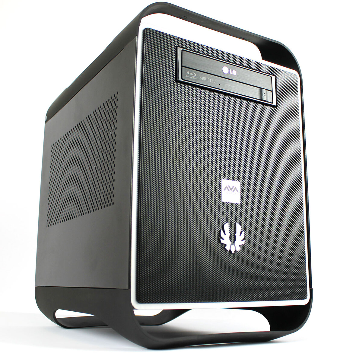 AVADirect Mini Gaming PC: Titan in a Small Package