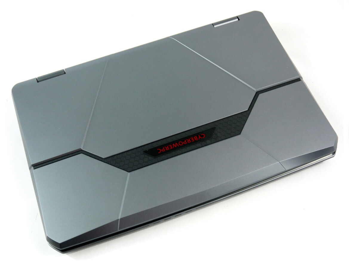 CyberPowerPC Fangbook X7-200 Gaming Notebook