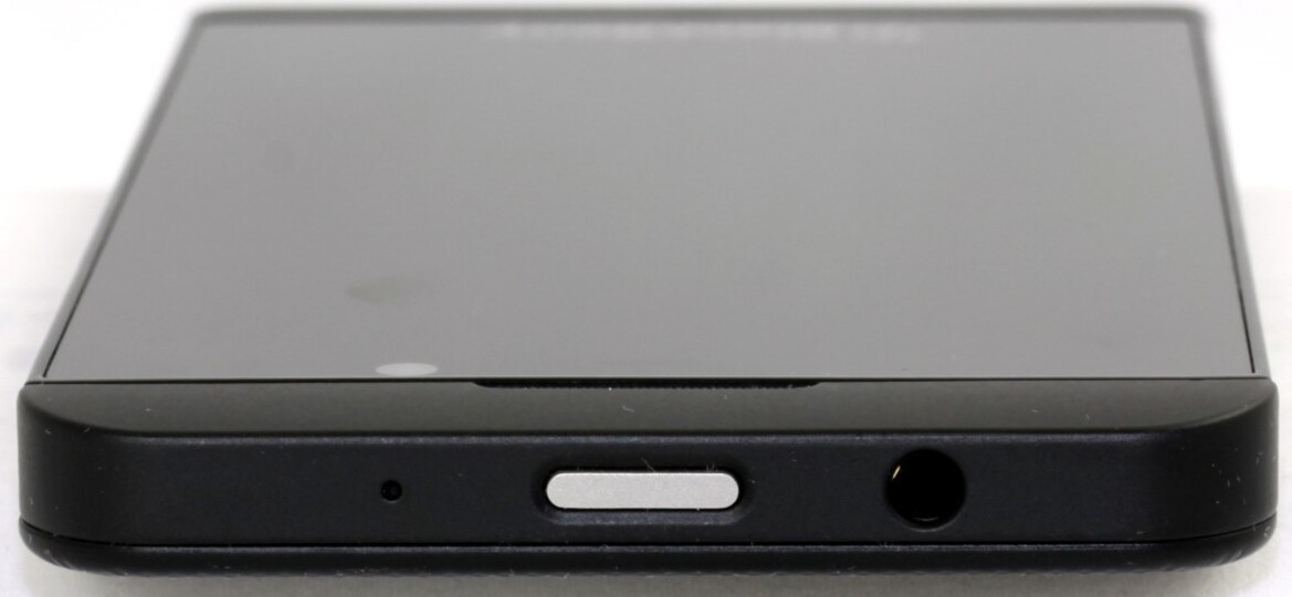 Reinventing BlackBerry: BlackBerry Z10 Review