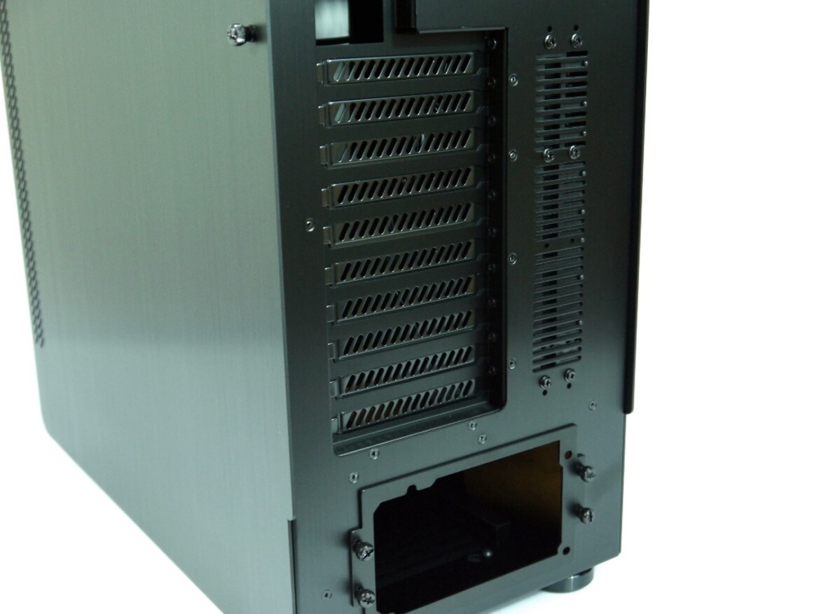 High End Case Roundup: In Win, Lian-Li, & SilverStone