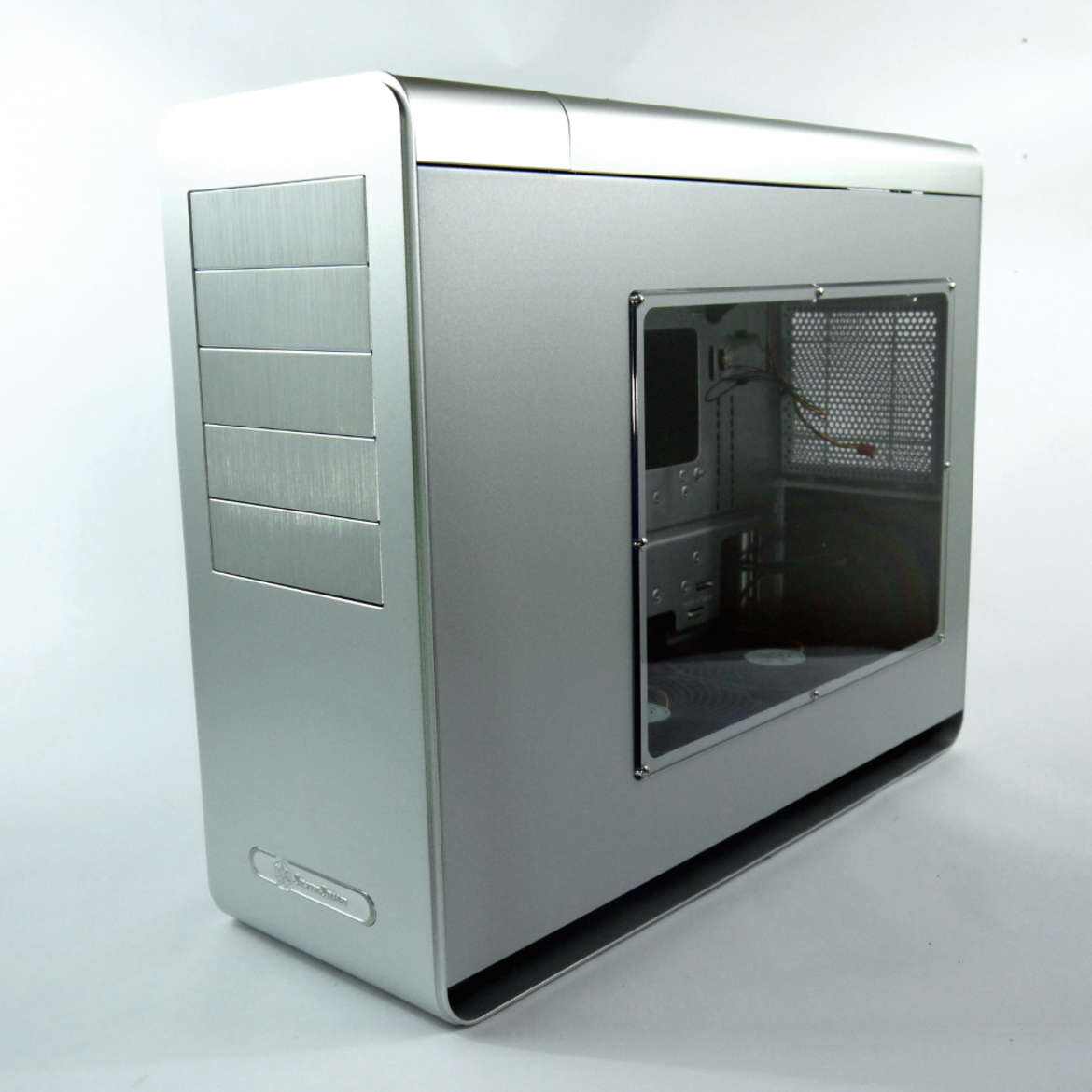 High End Case Roundup: In Win, Lian-Li, & SilverStone