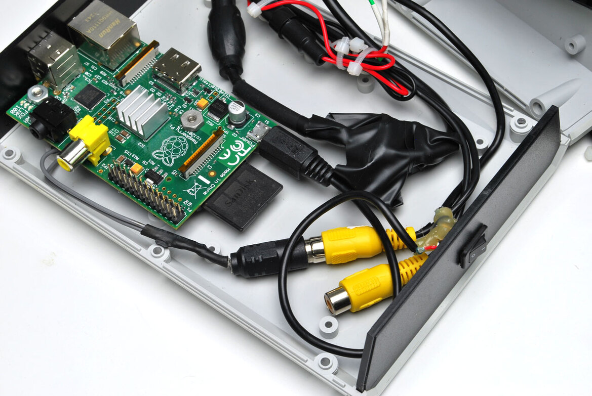 HOT Raspberry Pi DIY Mini Desktop PC Build