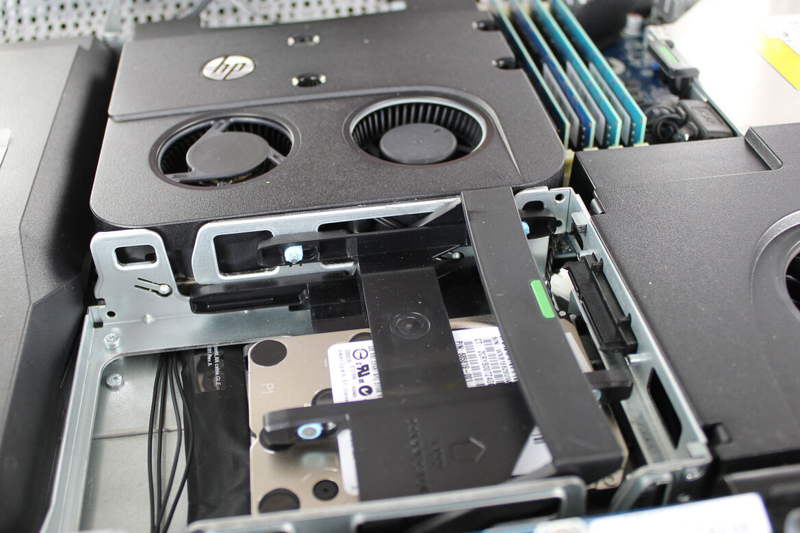 HP Z1 27-inch AIO Workstation Review