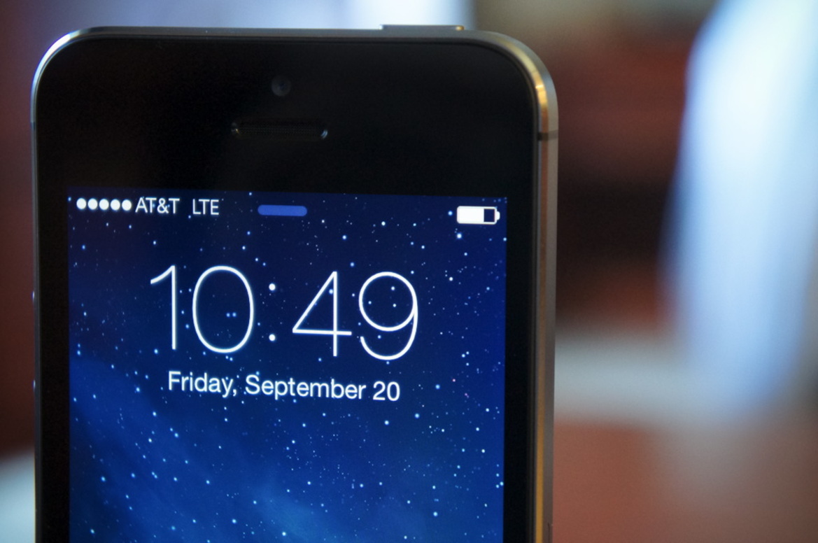 iPhone 5s Review: The Smartphone Goes 64-bit