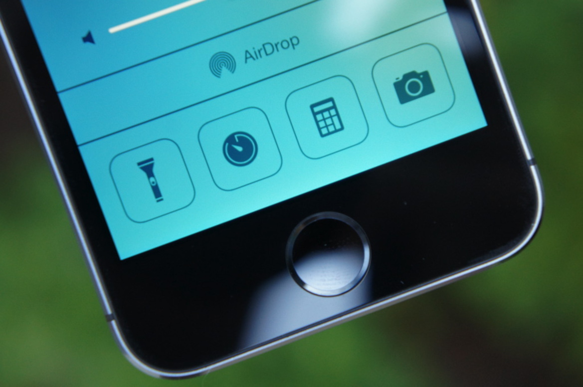 iPhone 5s Review: The Smartphone Goes 64-bit