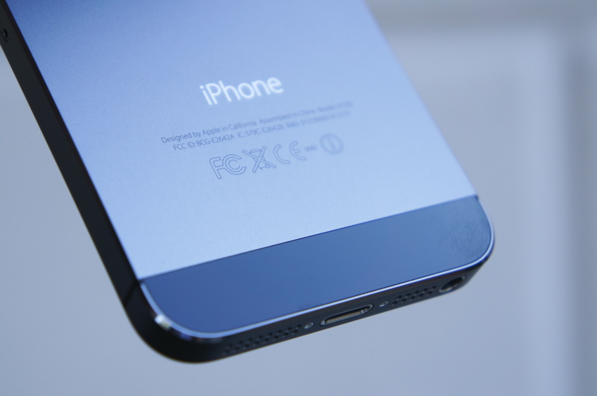 iPhone 5s Review: The Smartphone Goes 64-bit