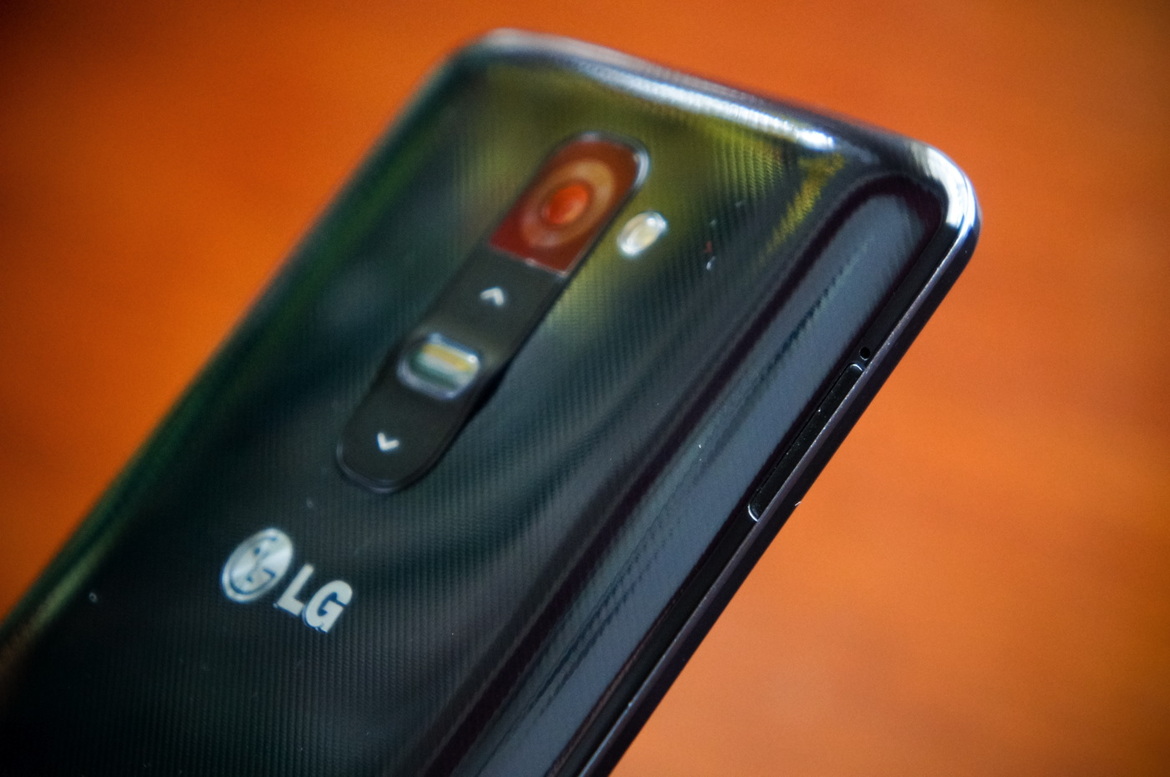 LG G2 Smartphone Review: Snapdragon 800 Powered