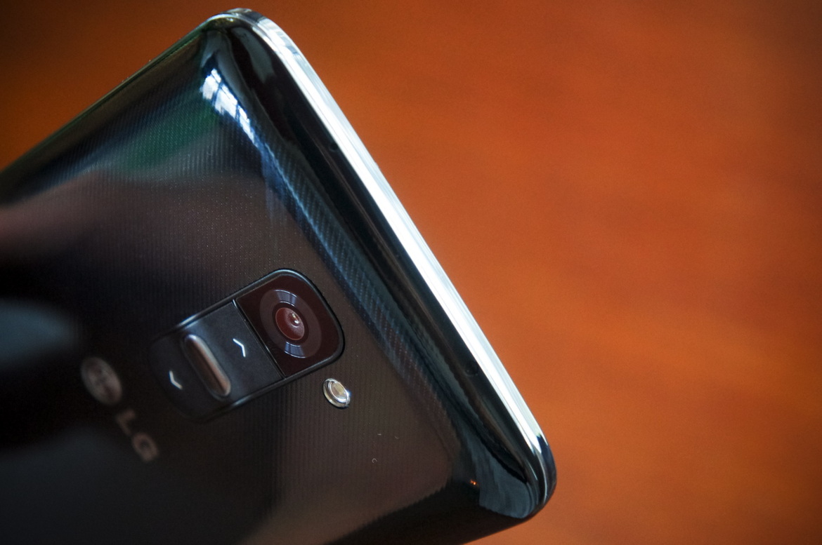 LG G2 Smartphone Review: Snapdragon 800 Powered