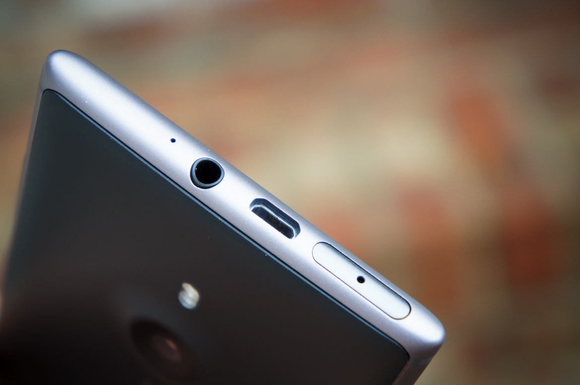 Nokia Lumia 925 Smartphone Review
