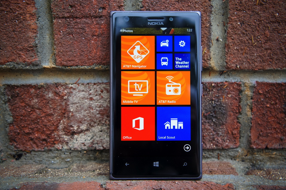 Nokia Lumia 925 Smartphone Review