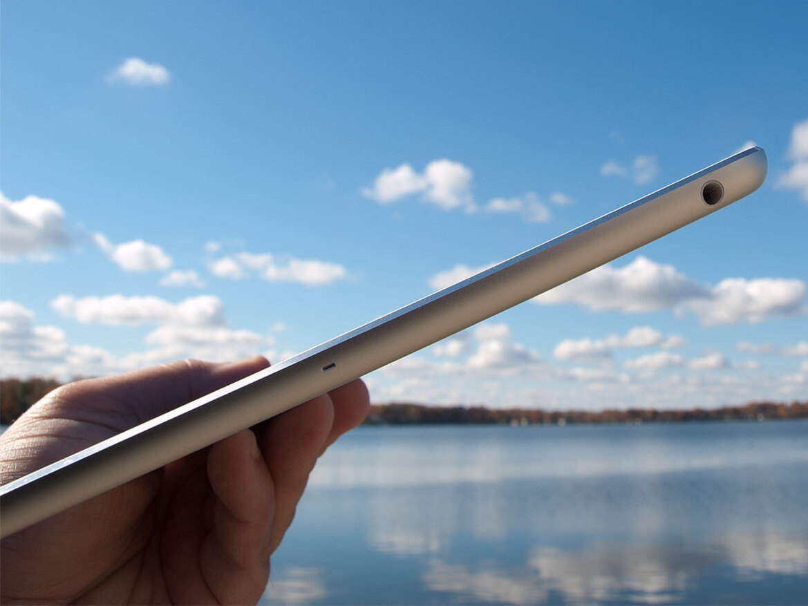 A Grounded Evaluation Of The iPad Air