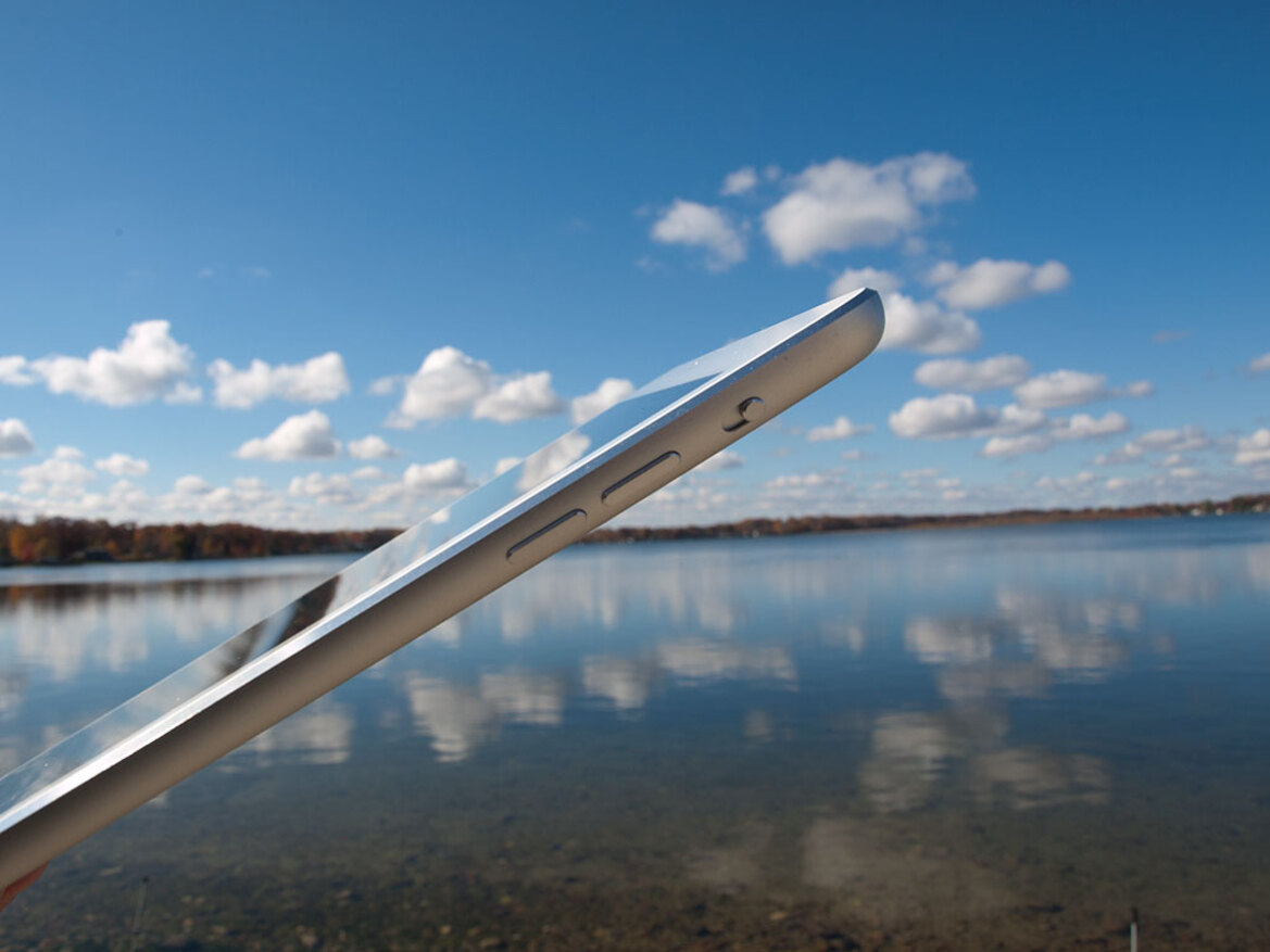 A Grounded Evaluation Of The iPad Air