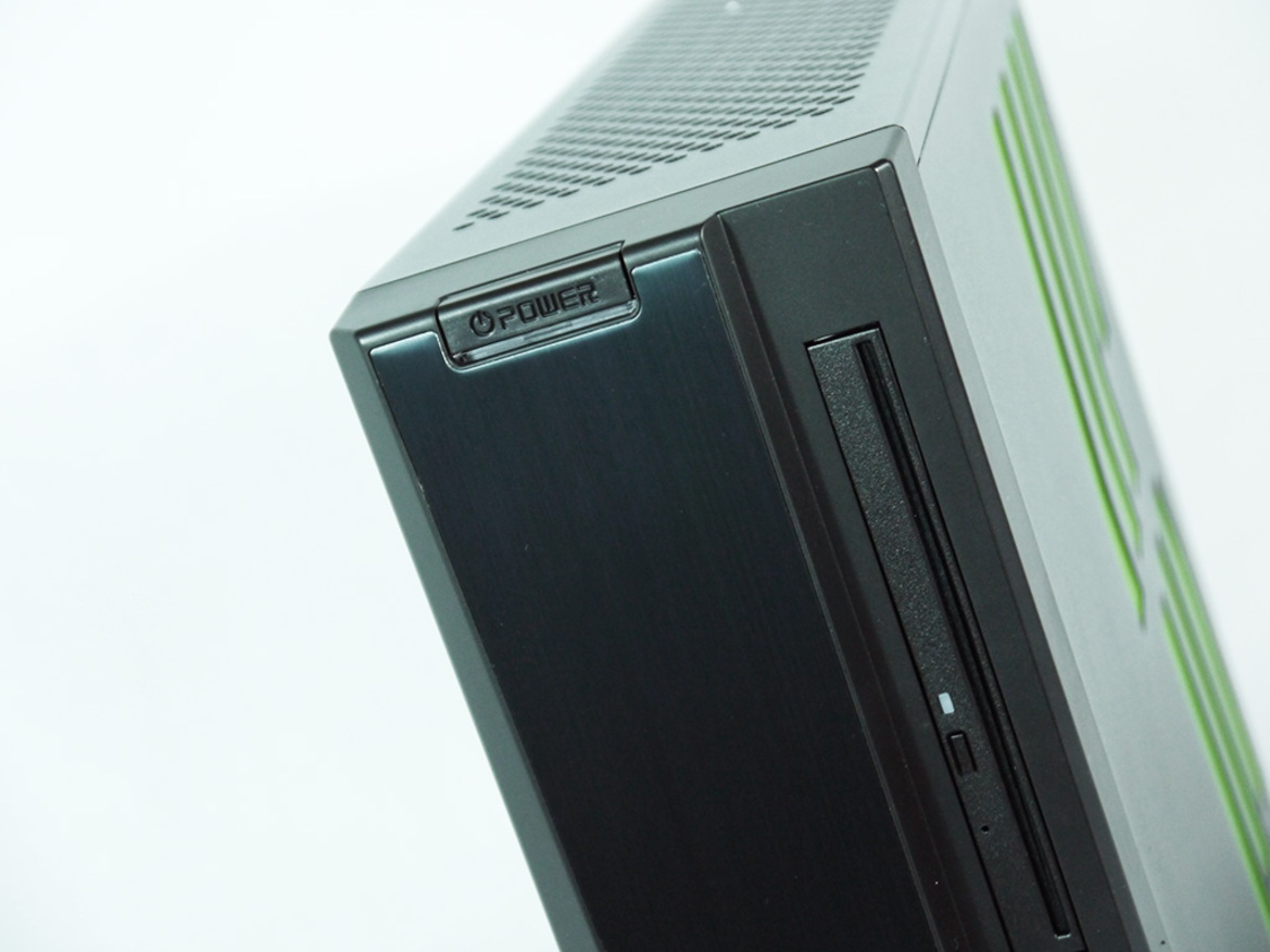 CyberPowerPC Zeus Mini-I 780 SFF Gaming PC Review