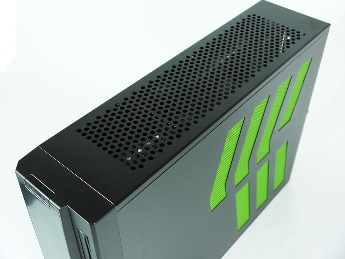 CyberPowerPC Zeus Mini-I 780 SFF Gaming PC Review