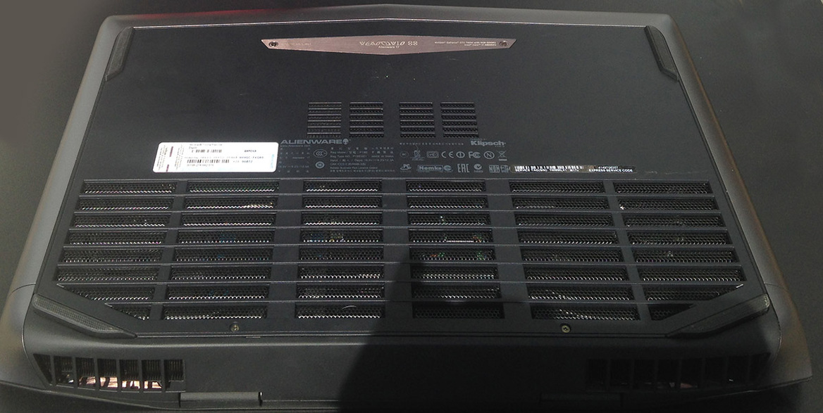 Alienware 17: AMD's R9 M290X Goes Mobile