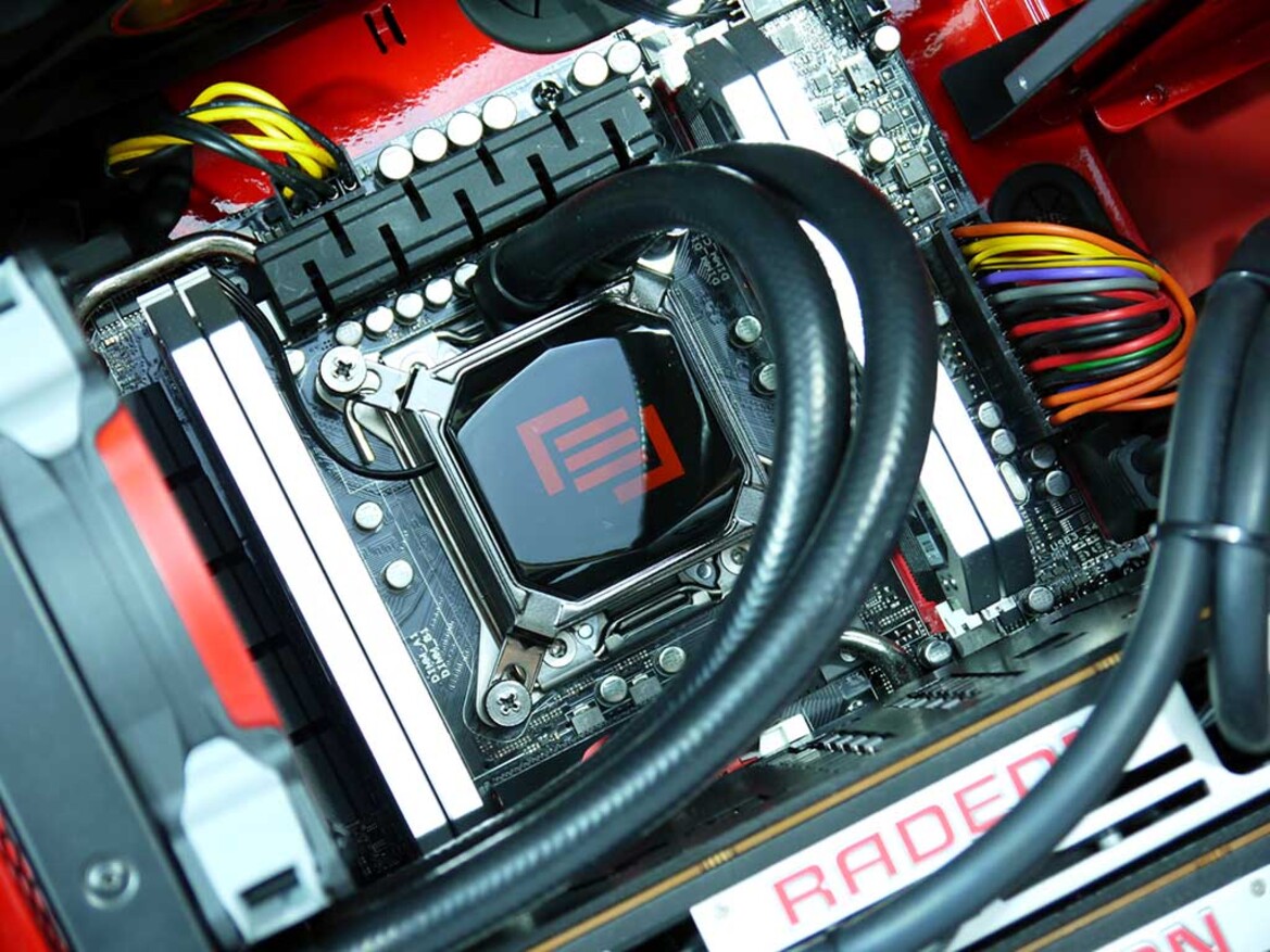Maingear Rush Review With Radeon R9 295X2 CrossFire