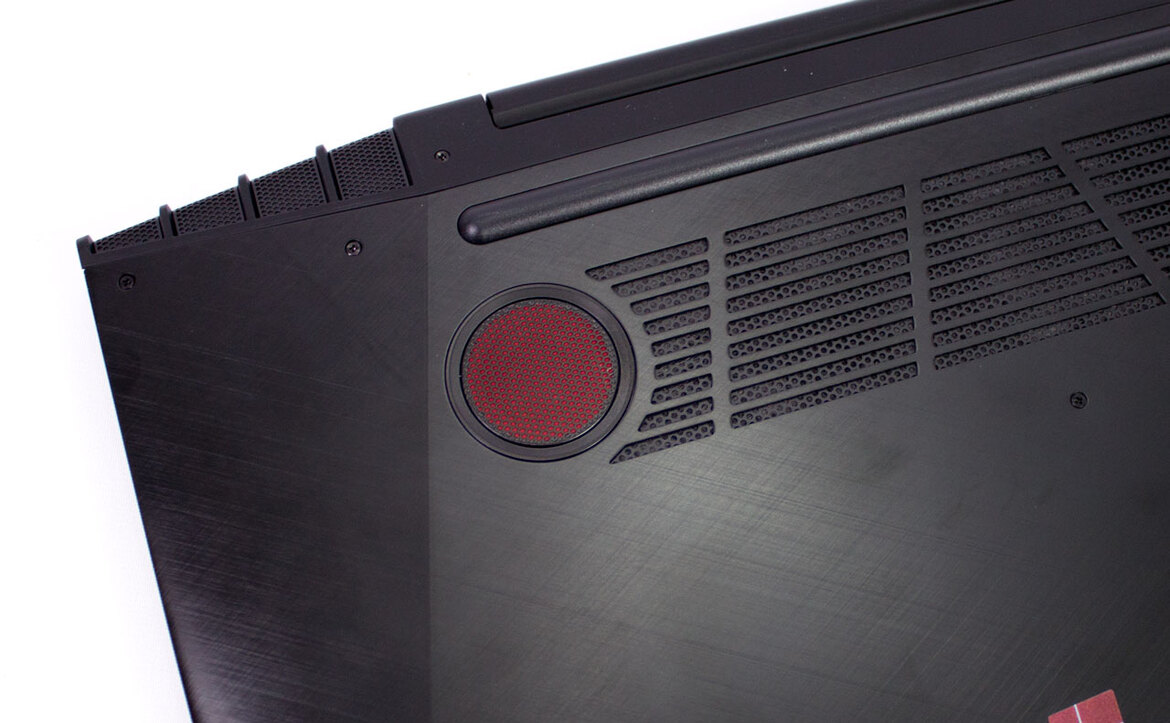 Lenovo Y70 Touch Gaming Notebook Review