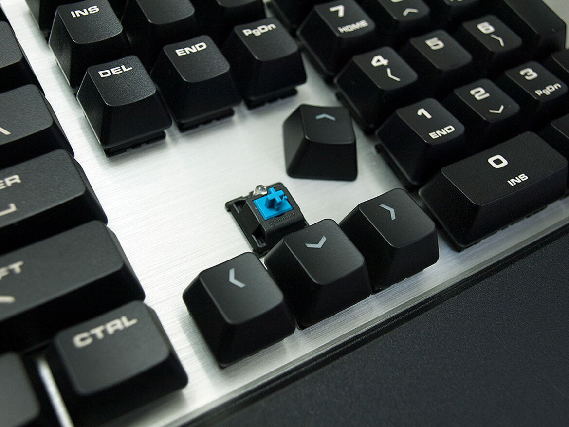 Taming the Cougar 600K Mechanical Gaming Keyboard