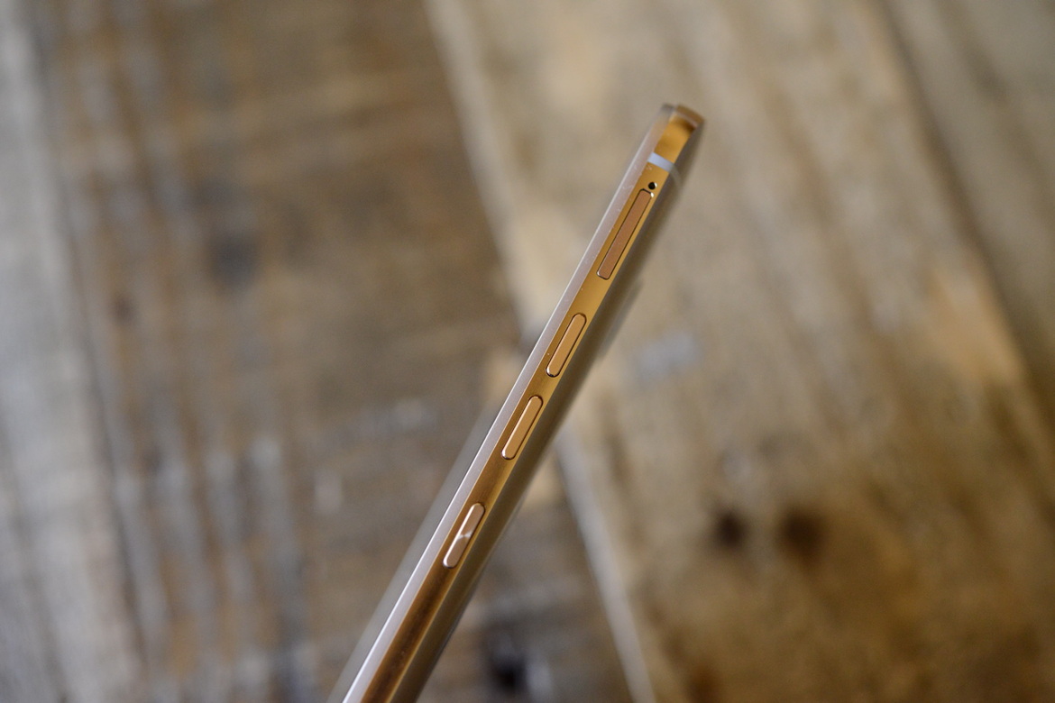 HTC One M9 Review: Lollipop, Octa-Core Snapdragon, Boomsound Impress