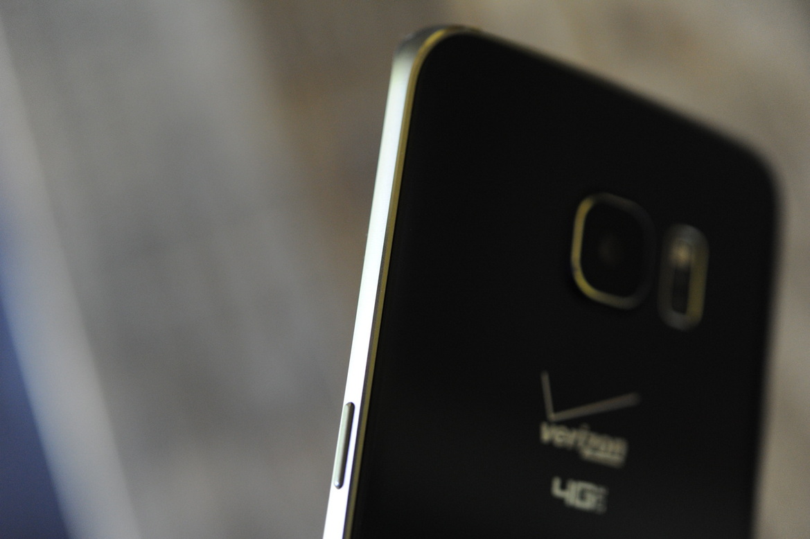 Samsung Galaxy S6 and S6 Edge Review