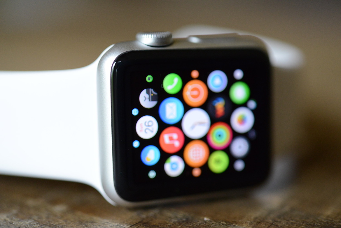 Apple Watch Review, Is It Hot Hardware?