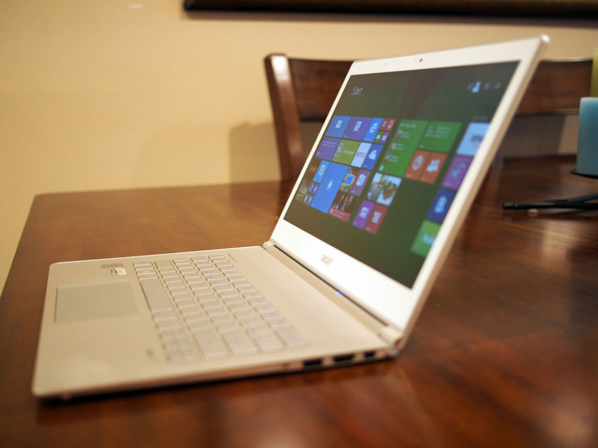 Acer Aspire S7-393 Review (2015): Refreshed With Intel's Broadwell