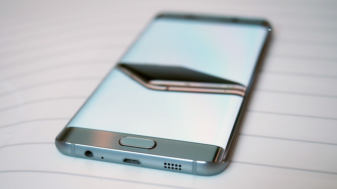 Fondling Samsung's Next Big Thing, Galaxy S6 Edge+ And Note 5 Hands On