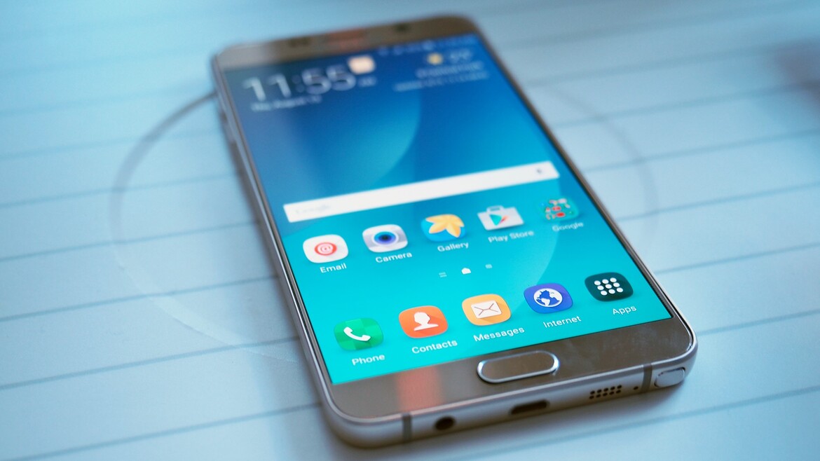 Fondling Samsung's Next Big Thing, Galaxy S6 Edge+ And Note 5 Hands On