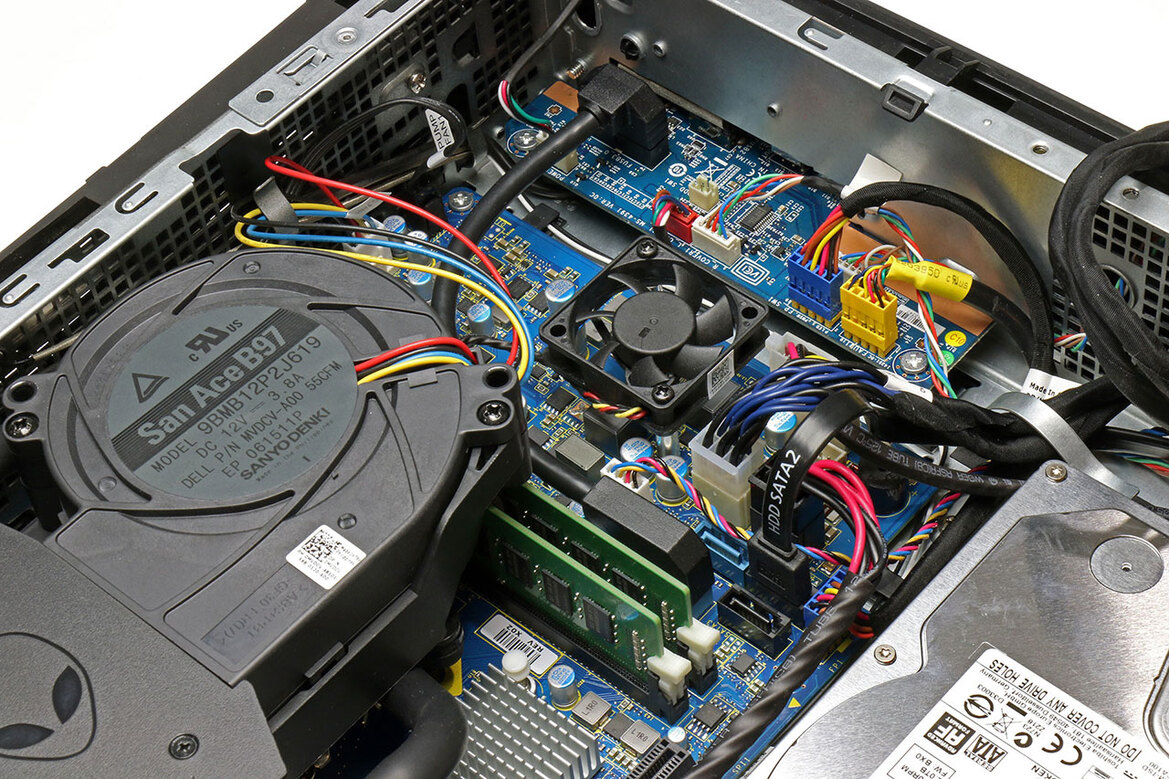 Alienware X51 R3 Review: Console-Sized Gaming PC Gets Skylake Infusion