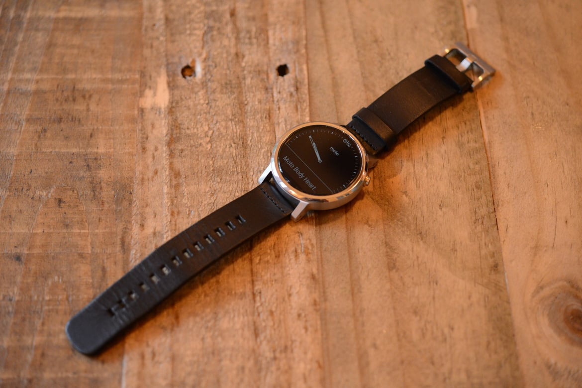 Moto 360 Second Gen Review: Moto Make It Your Own