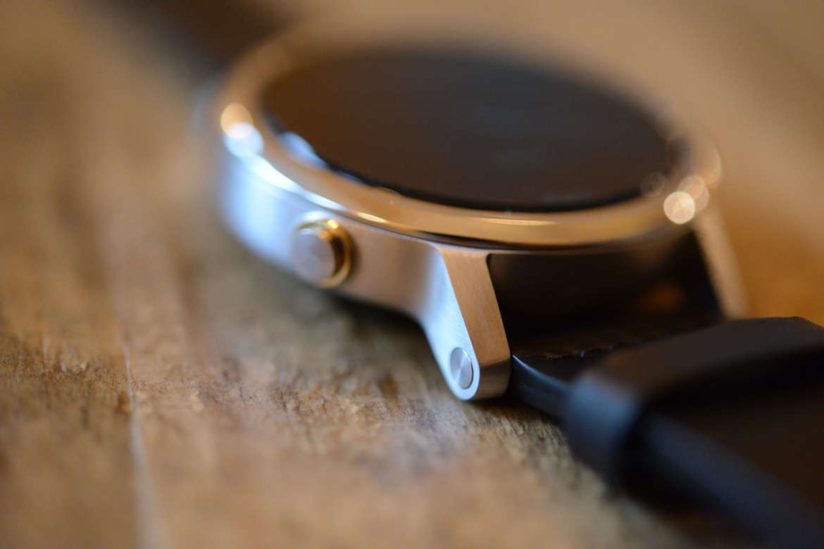 Moto 360 Second Gen Review: Moto Make It Your Own