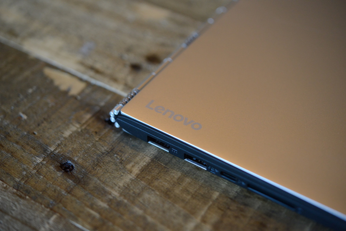 Lenovo Yoga 900 Review: Brains, Beauty, and Brawn