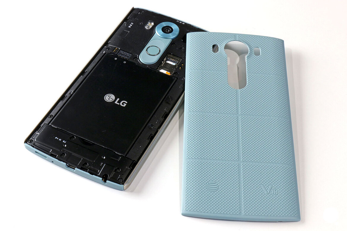 LG V10 Review: Big, Bold And Beautiful