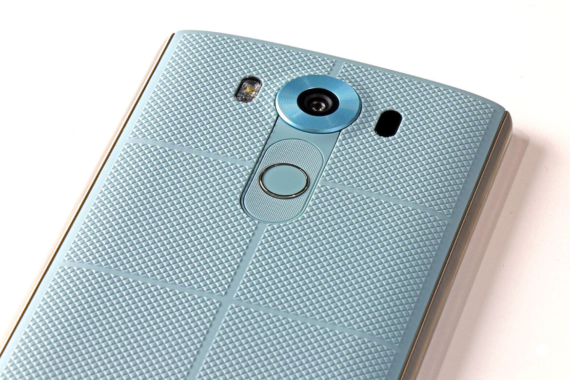 LG V10 Review: Big, Bold And Beautiful