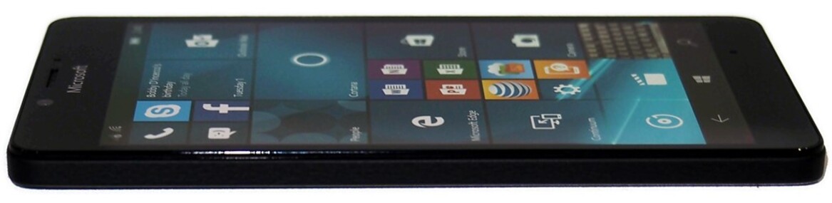 Microsoft Lumia 950 Review: Spearheading Windows 10 Mobile