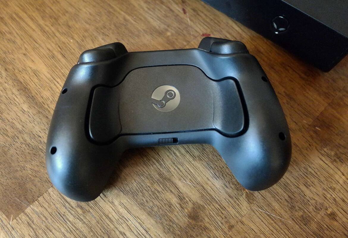 Alienware Steam Machine Review: Dell's SteamOS Console Competitor