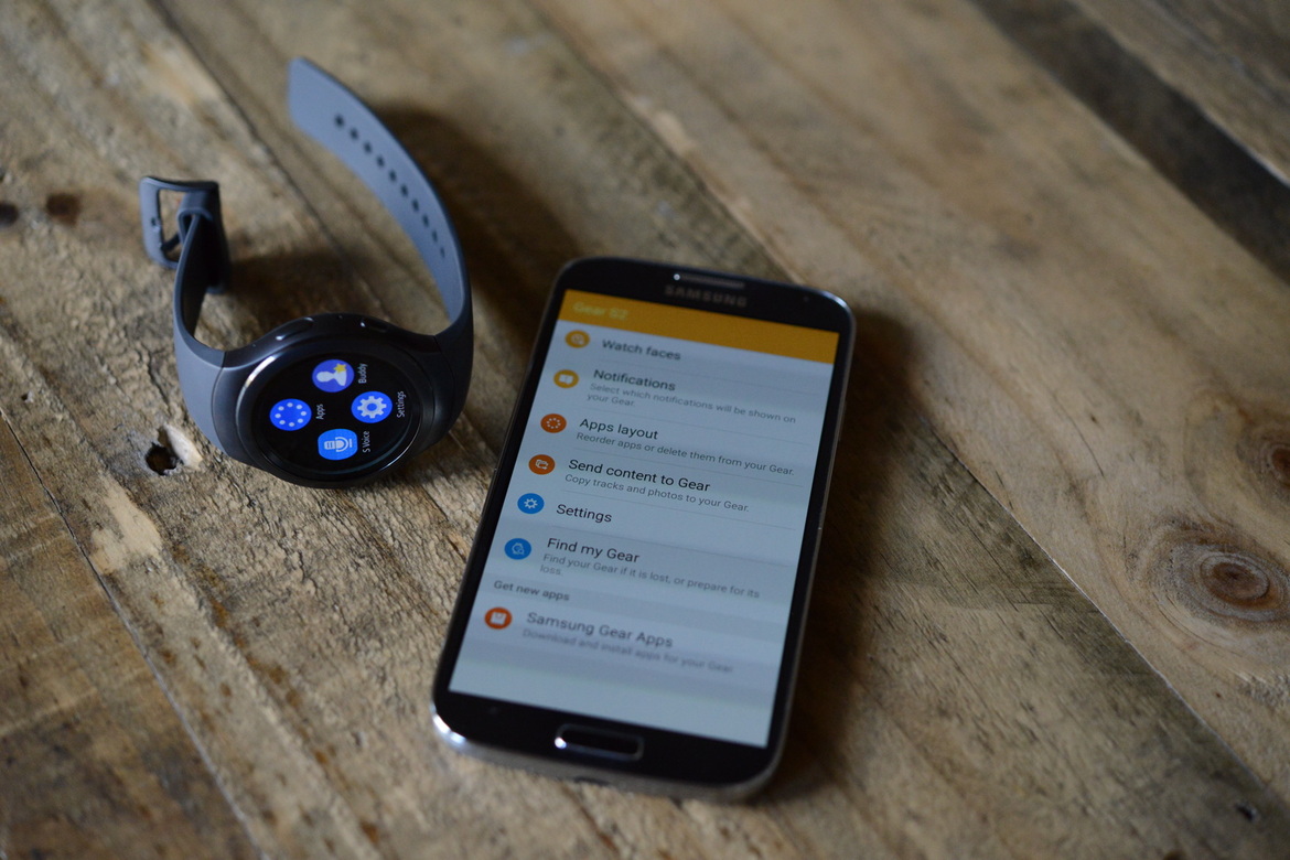 Samsung Gear S2 Smartwatch Review: Tizen Excels
