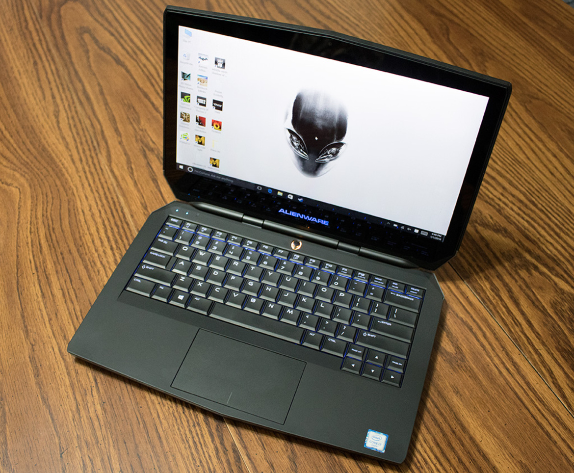 Alienware 13 R2 Gaming Laptop And Graphics AMP Review