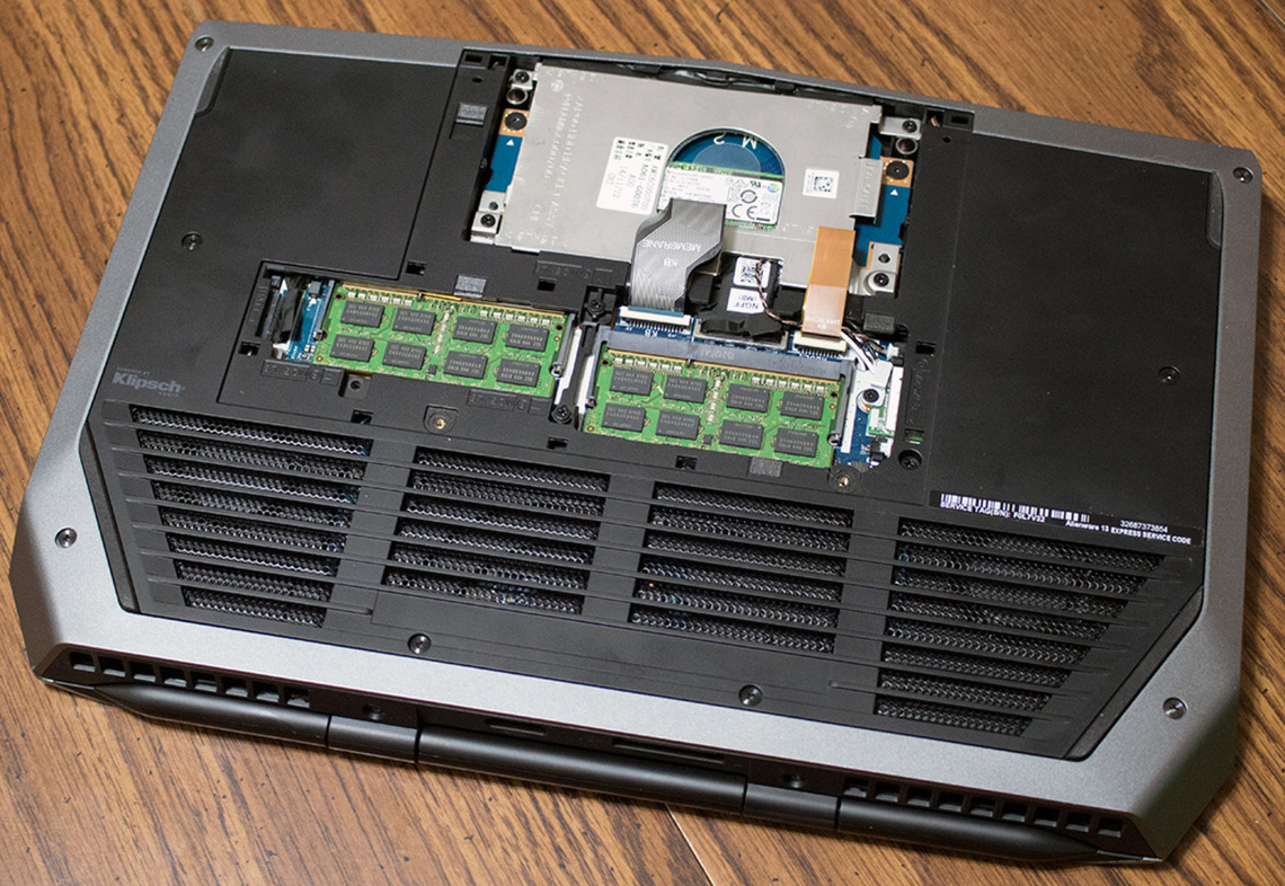 Alienware 13 R2 Gaming Laptop And Graphics AMP Review
