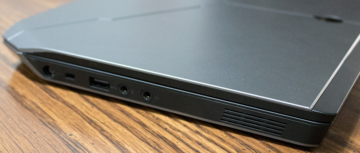 Alienware 13 R2 Gaming Laptop And Graphics AMP Review