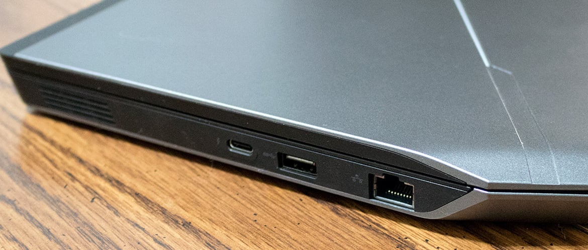 Alienware 13 R2 Gaming Laptop And Graphics AMP Review