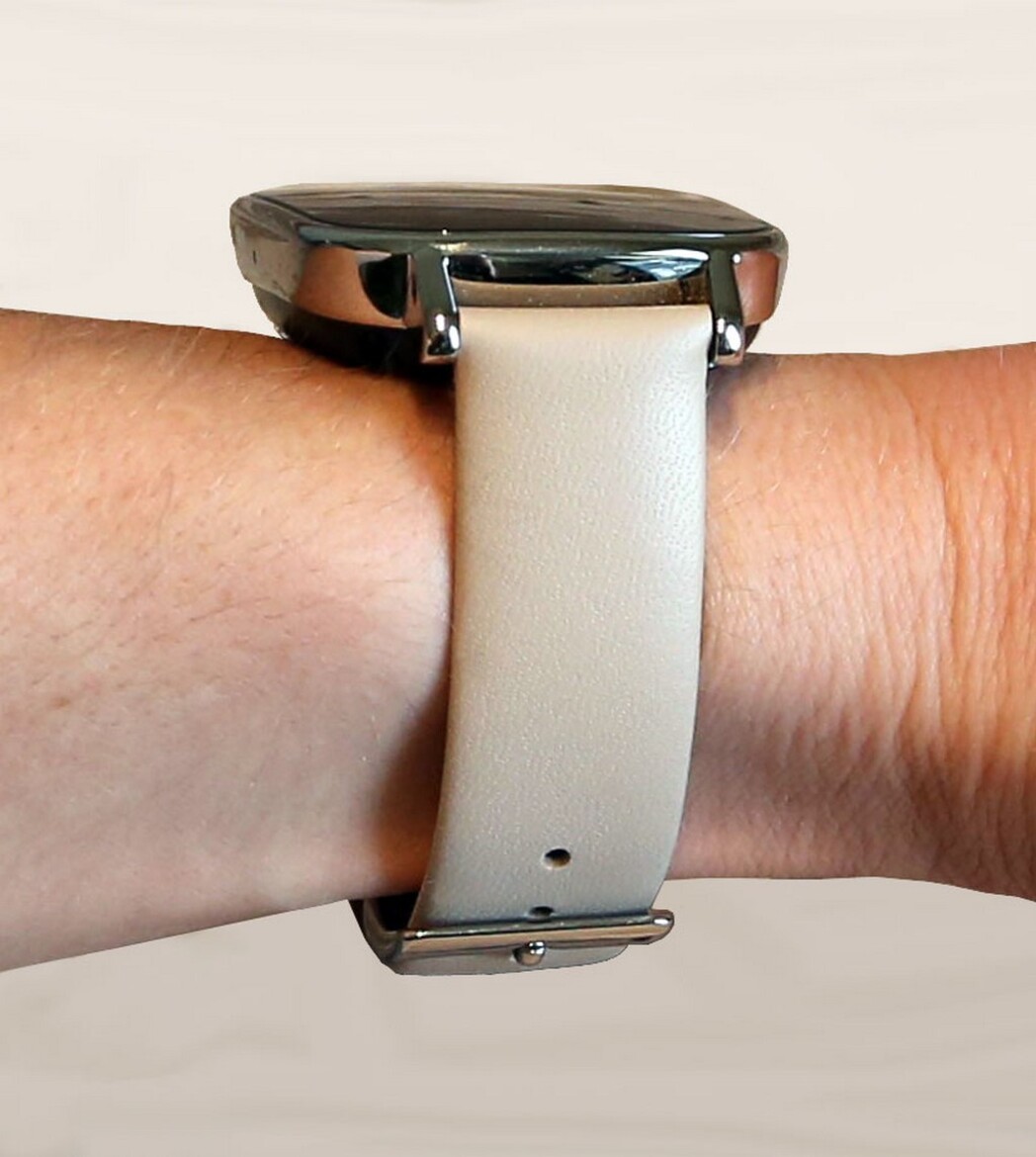 ASUS ZenWatch 2 Review: An Affordable Android Wear Smartwatch