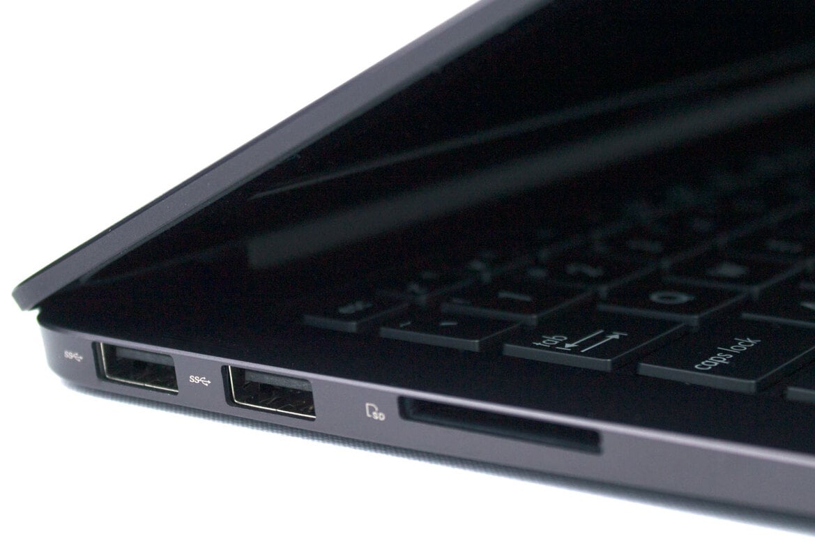 Asus ZenBook UX305CA Review: Thin And Light, Great Battery Life