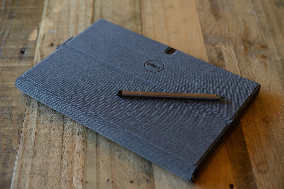 Dell XPS 12 (2016) Review: Core m-Powered 2-in-1 Laptop Convertible