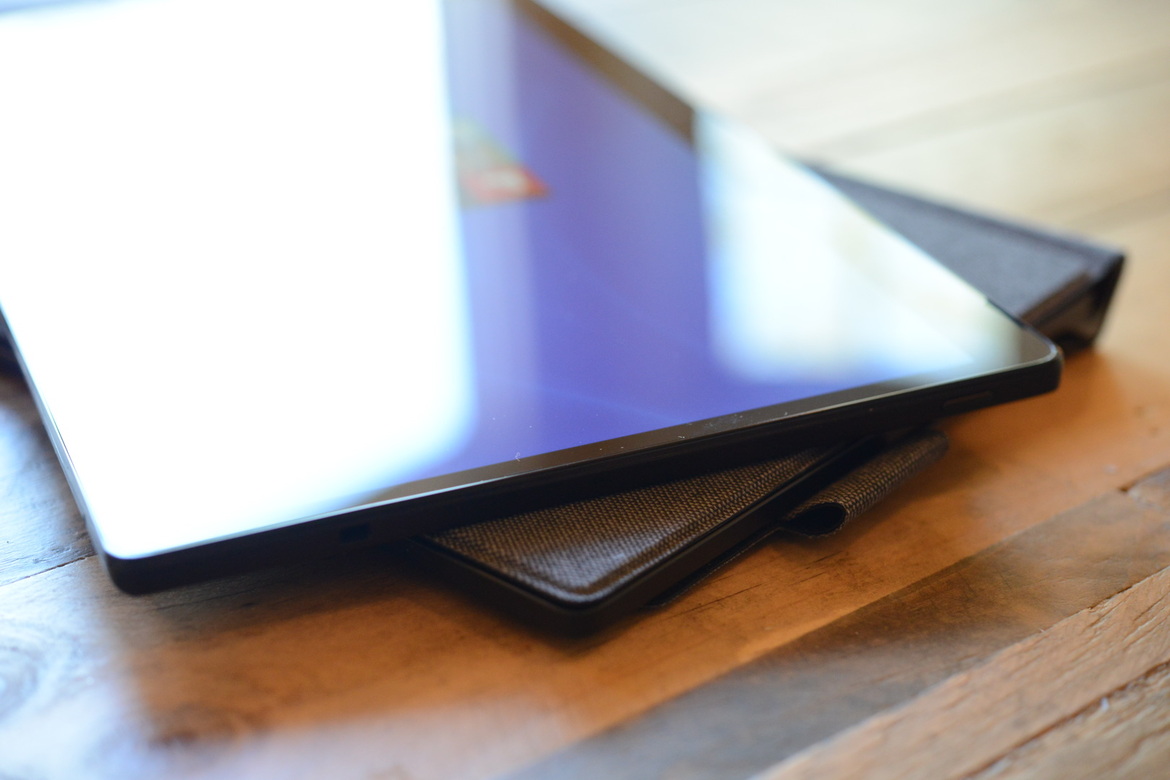 Dell XPS 12 (2016) Review: Core m-Powered 2-in-1 Laptop Convertible