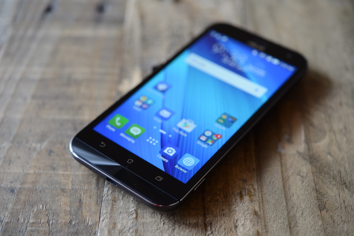 ASUS ZenFone Zoom Review: An Android With True 3X Optical Zoom