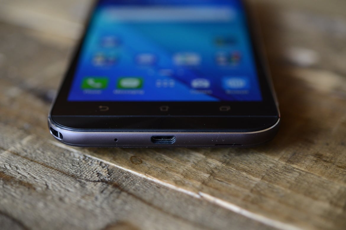 ASUS ZenFone Zoom Review: An Android With True 3X Optical Zoom